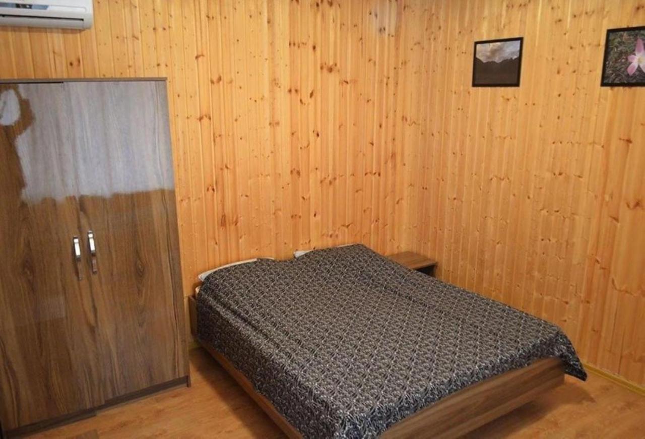 Ковчег Lidzava Luaran gambar